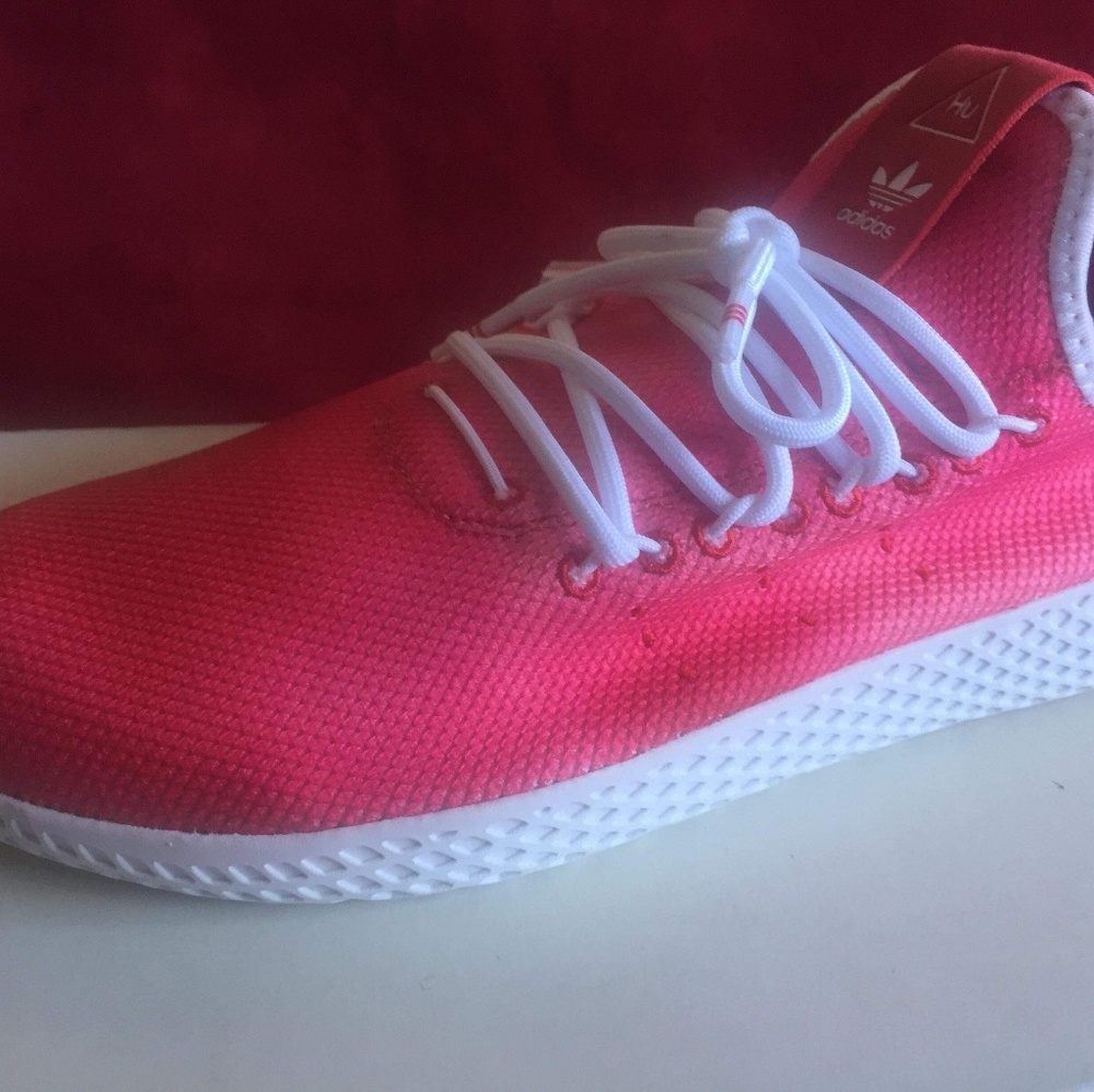 Size 7 Pharrell Adidas HU